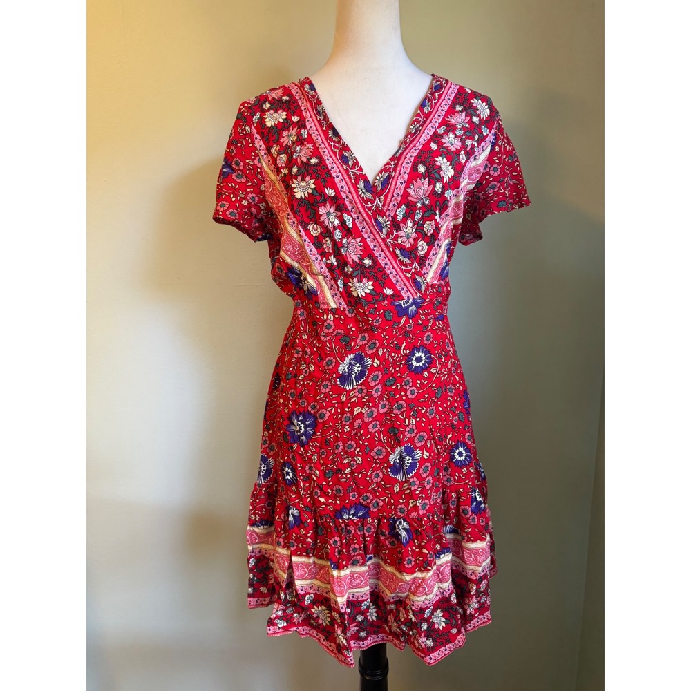 Red Floral Wrap Dress Medium Boho Rayon Ruffle Mini whimsi cottage colorful retr